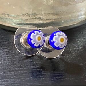 Sweet Tiny MILLEFIORI Vibrant Blue Glass Floral Stud Earrings White Daisy Flower